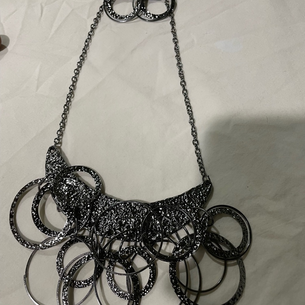 Jewelry - Picture 3 of 14